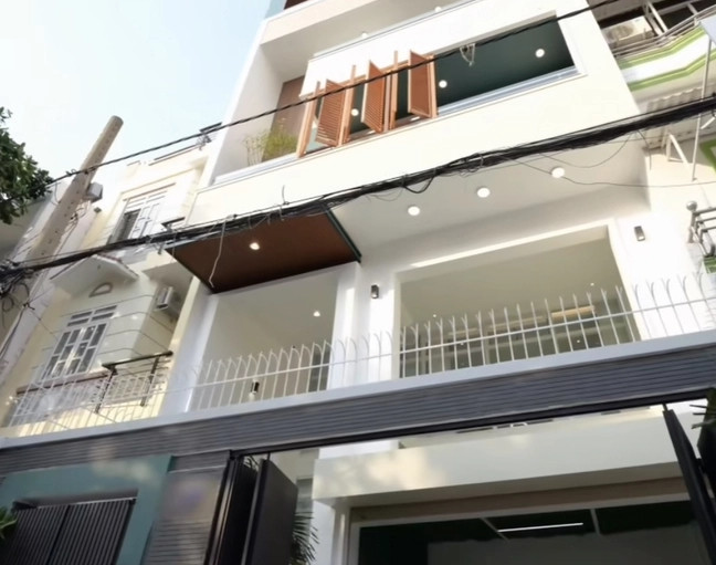 Vo-chong-tien-luat-thu-trang-giau-co-nao-can-biet-thu-be-the-o-tphcm-va-khoi-tai-san-choang-ngop-7