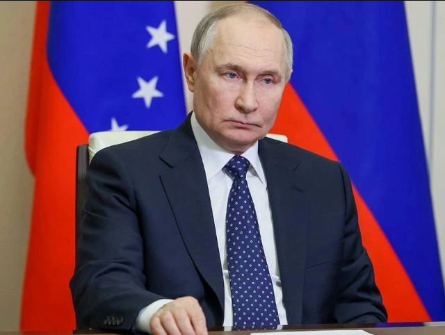 nong-quan-ukraine-cau-xin-duong-lui-tt-putin-co-tuyen-bo-gay-chan-dong-ve-cuoc-xung-dot-voi-kiev
