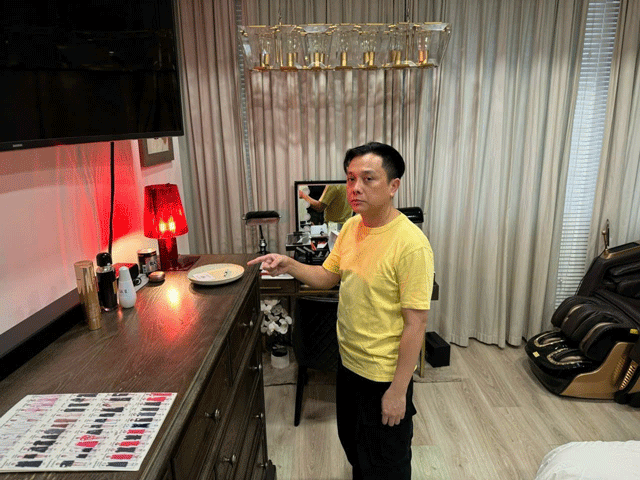 Ntk-nguyen-cong-tri-la-ai-nhung-ngoi-sao-dinh-dam-trong-va-ngoai-nuoc-tung-dien-trang-phuc-cua-anh-2 (1)