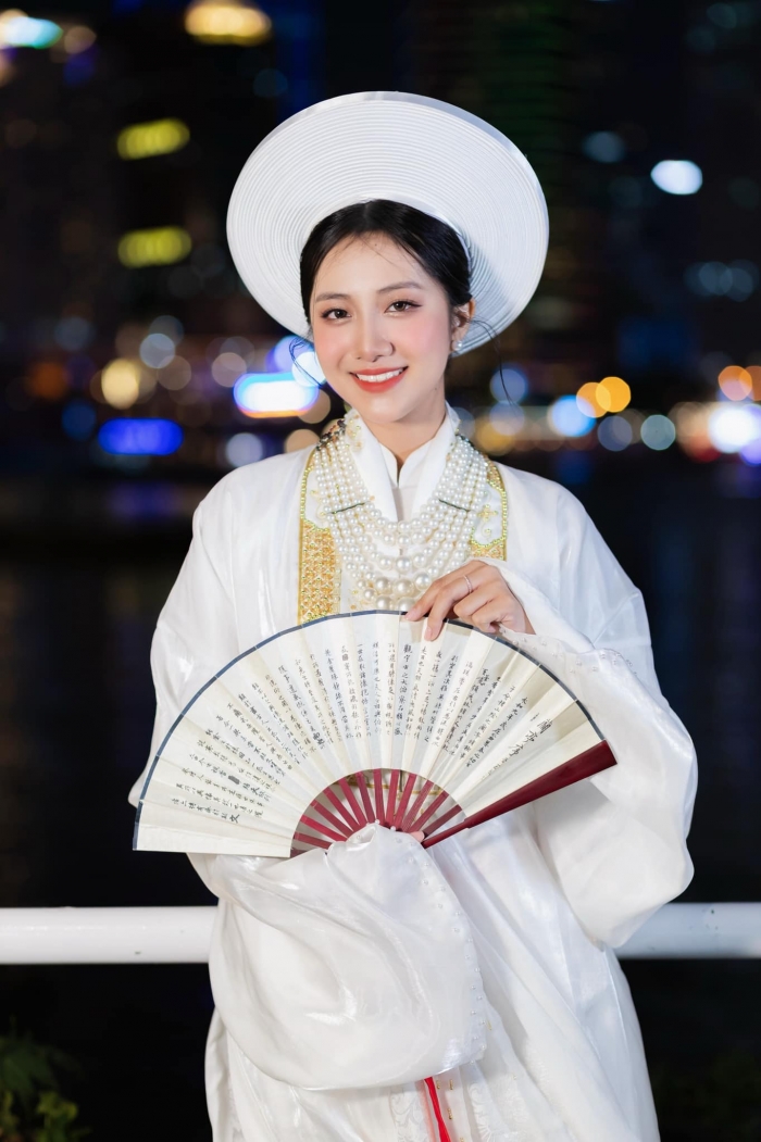 tat-ca-nhung-thong-tin-chi-tiet-ve-hoa-hau-viet-nam-2024-he-lo-gia-canh-it-ai-biet-cua-ha-truc-linh-8