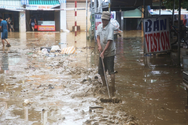 Vu-phat-hien-thi-the-co-gai-17-tuoi-mac-tren-canh-cay-xe-long-khi-biet-nguyen-nhan-tu-vong-4