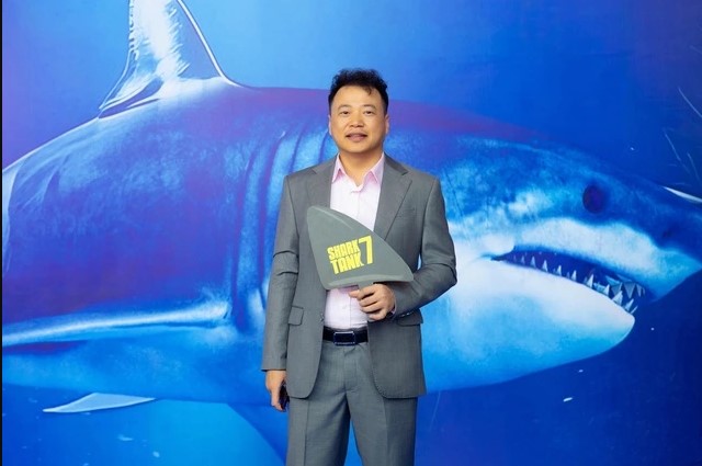 shark-binh-truoc-khi-bi-dieu-tra-ca-map-cong-nghe-cua-viet-nam-co-hon-nhan-vien-man-voi-phuong-oanh