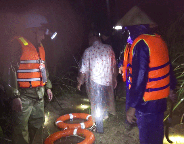 Vu-nguoi-dan-ong-mat-tich-bi-an-phat-hien-dien-thoai-va-do-ca-nhan-tren-bo-vo-mon-moi-cho-tin-chong