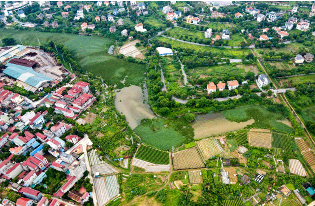 Tinh-hinh-om-dat-cho-len-pho-de-doi-doi-nha-dau-tu-ban-cat-lo-thoat-hang-khi-thi-truong-nguoi-lanh-2