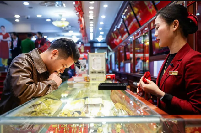 Gia-vang-tiep-tuc-sap-manh-sau-3-ngay-thanh-tra-chinh-phu-yeu-cau-bao-cao-tinh-hinh-thi-truong-vang-2