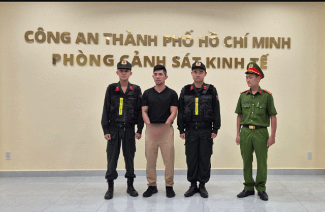 Thong-tin-nong-ve-muc-an-luong-bang-quang-phai-doi-dien-khi-dua-8-ty-de-chay-an-cho-ngan-98