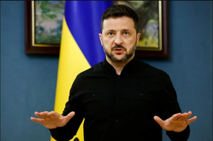 tt-zelensky-co-tuyen-bo-chan-dong-ve-cuoc-xung-dot-voi-nga-kiev-phai-to-chuc-cuoc-hop-khan-2