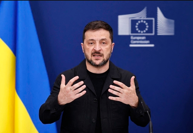 tt-zelensky-tu-choi-de-xuat-hoa-binh-cua-tt-trump-tuyen-bo-chi-cham-dut-xung-dot-voi-mot-dieu-kien