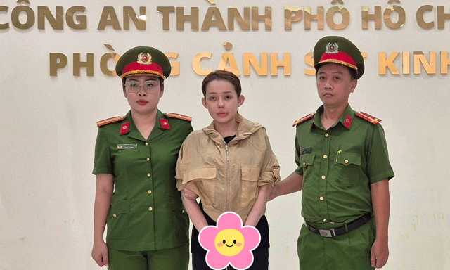 Ngan-98-la-ai-lam-gi-ma-so-huu-sieu-xe-22-ty-song-trong-penthouse-80-ty-va-co-loat-bat-dong-san-2