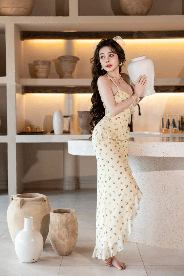 Ngan-98-la-ai-lam-gi-ma-so-huu-sieu-xe-22-ty-song-trong-penthouse-80-ty-va-co-loat-bat-dong-san-4