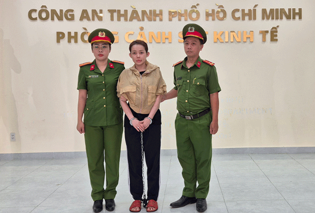 Ly-giai-nguyen-nhan-gay-ngo-ngang-khien-ngan-98-bi-cong-ca-tay-chan-khi-bi-khoi-to-va-bat-tam-giam-1