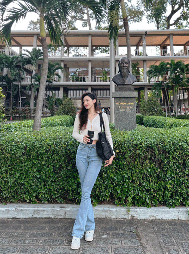 a-hau-3-miss-grand-vietnam-2025-nha-co-3-chi-em-deu-lam-bac-si-dat-a-vuong-va-au-hau-7