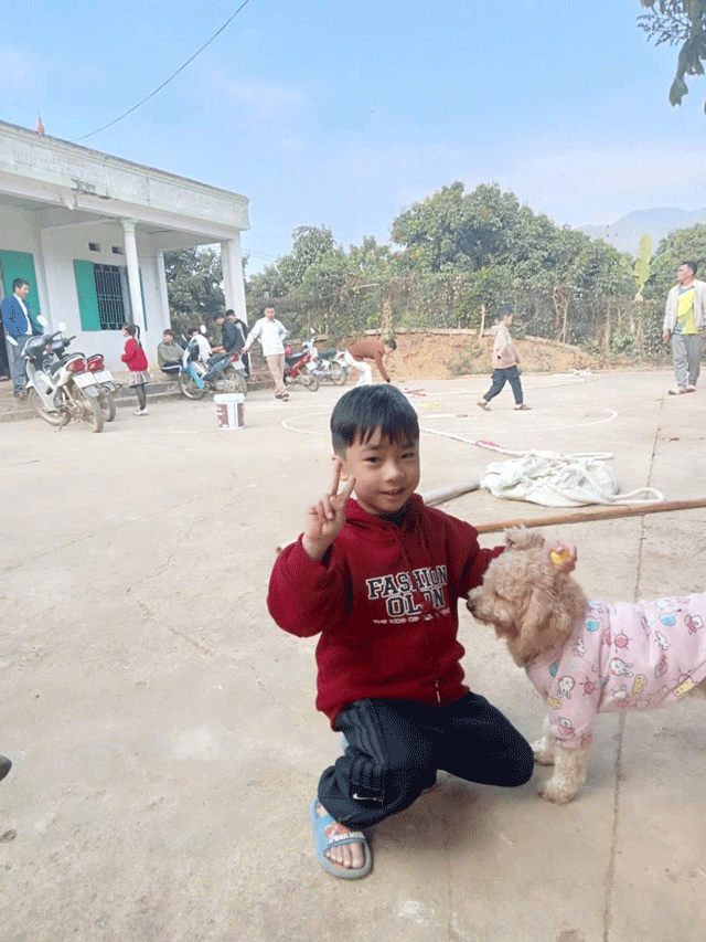 Camera-ghi-lai-hinh-anh-cuoi-cua-be-trai-5-tuoi-mat-tich-o-son-la-phat-hien-chi-tiet-gay-hoang-mang-2