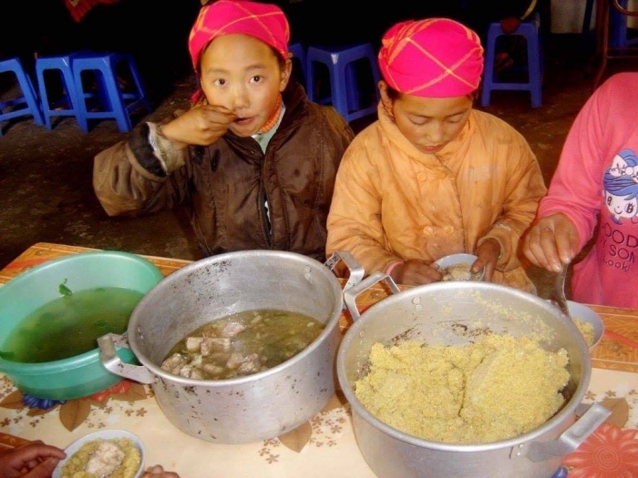 He-lo-thong-tin-it-ai-biet-ve-hoang-huong-diem-ten-cac-scandal-cua-daonh-nhan-hoanghuong-7