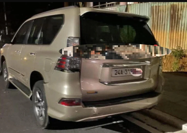 muc-xu-phat-tai-xe-mazda-tong-xe-lexus-lao-vao-nha-dan-roi-bo-tron-co-the-phai-doi-dien