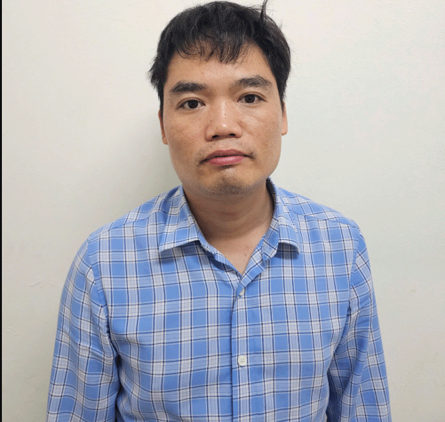 Chan-dung-tai-xe-say-xin-tong-lien-hoan-8-oto-xe-may-khien-1-nguoi-tu-vong-o-ha-noi-4