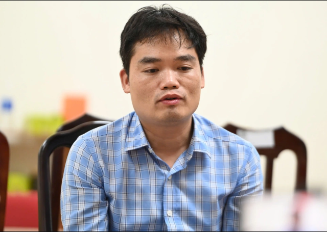Clip-tai-xe-say-xin-gay-tai-nan-lien-hoan-o-ha-noi-nghen-ngao-khi-noi-ve-buoi-toi-kinh-hoang-vua-qua