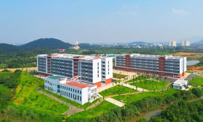 thuc-hu-thong-tin-ha-noi-di-doi-toan-bo-cac-truong-dai-hoc-ra-khoi-noi-do-dang-gay-xon-xao-du-luan-1
