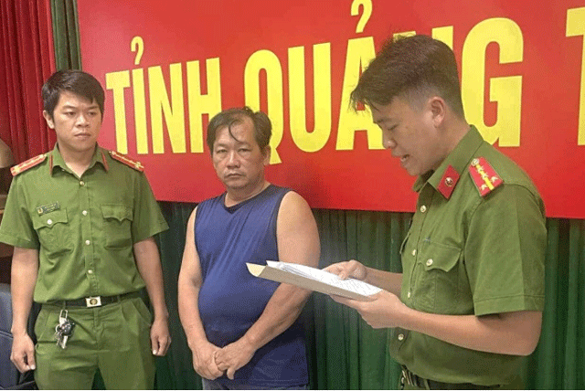 Nhan-chung-xot-xa-ke-lai-giay-phut-xe-tai-lao-vao-cho-chuoi-khien-12-nguoi-thuong-vong-mot-chi-tiet-gay-am-anh-5