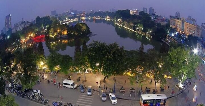 Cong-an-phuong-hoan-kiem-thong-tin-vu-khach-nuoc-ngoai-bi-chat-chem-1-5-trieu-dong-cuoc-taxi-2km