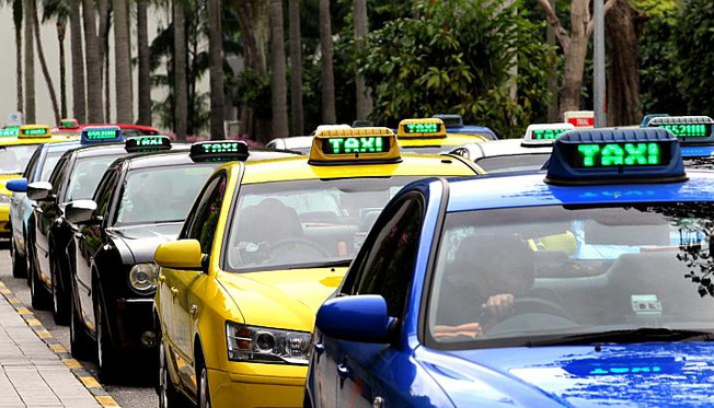 Cong-an-phuong-hoan-kiem-thong-tin-vu-khach-nuoc-ngoai-bi-chat-chem-1-5-trieu-dong-cuoc-taxi-2km-3