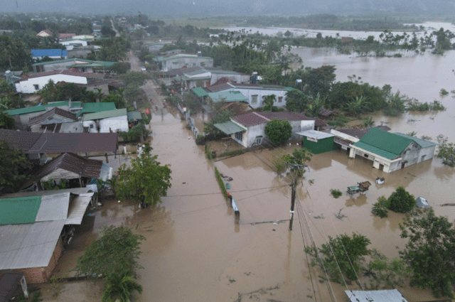 Tin-moi-nhat-ve-thiet-hai-mua-lu-o-mien-trung-43-nguoi-chet-9-nguoi-mat-tich-thiet-hai-hon-3000-ty-3