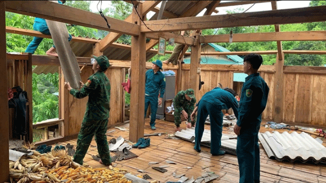 Thanh-hoa-bi-thiet-hai-nang-ne-du-bao-so-3-chua-vao-221-can-nha-da-bi-toc-mai-1