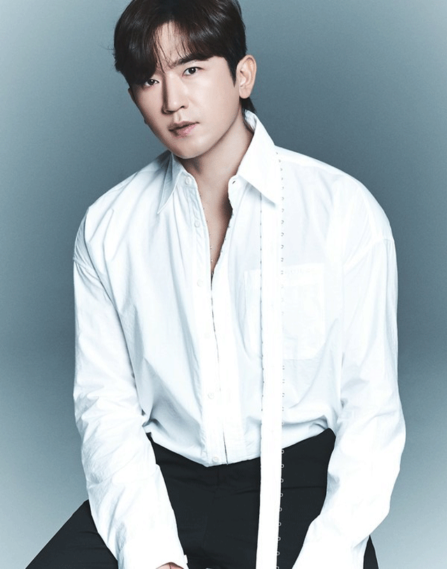 Ram-ro-vu-nam-ca-si-bi-phat-hien-chi-tien-ty-de-duoc-trang-an-tong-so-tien-chay-an-len-den-50-ty-3