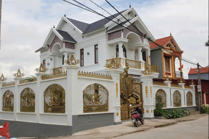 Choang-truoc-biet-thu-vo-cung-xa-hoa-cua-doi-tuong-cam-dau-duong-day-lua-dao-chiem-doat-hon-2000-ty-4