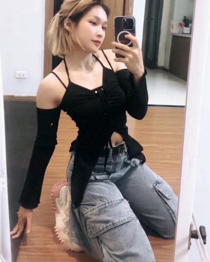 danh-tinh-co-gai-tung-lien-hoan-cuoc-voi-thanh-nien-xam-tro-o-ham-gui-xe-ly-do-xo-xat-gay-phan-no-11