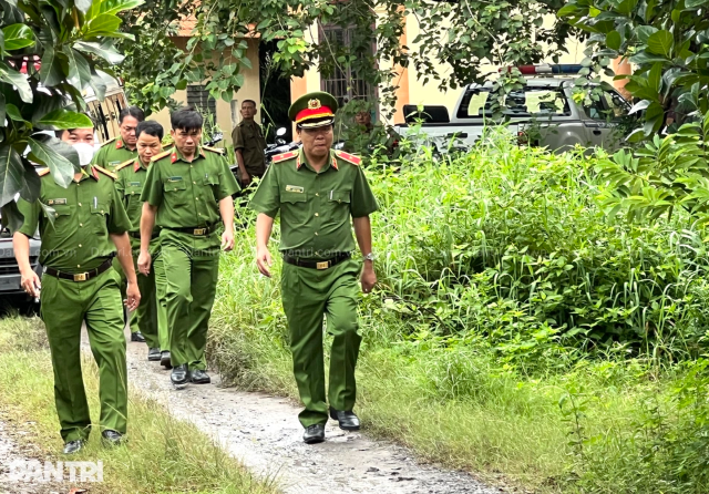 Vu-chay-phong-ngu-o-tphcm-nguoi-dan-chet-lang-khi-phat-hien-doi-nam-nu-tu-vong-trong-nha-ve-sinh-2