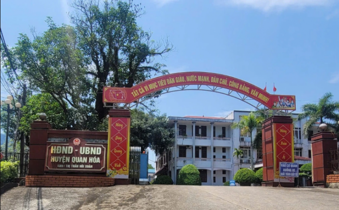 So-giao-duc-va-dao-tao-thong-tin-nong-ve-hinh-thuc-ky-luat-cua-nu-hieu-truong-goi-giao-vien-la-gai-bao-2