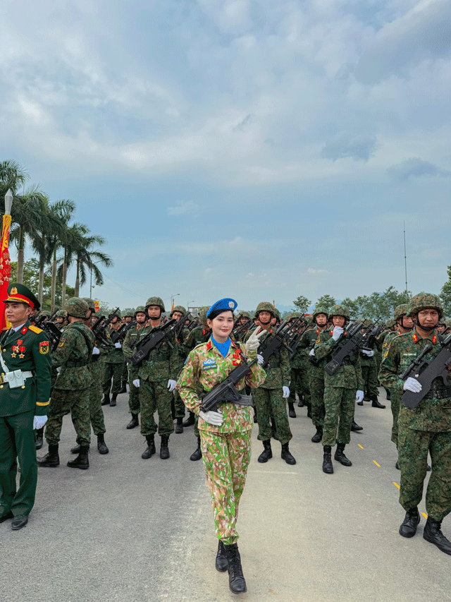 Hiem-hoi-chien-si-chu-quynh-phuong-tu-hao-tiep-noi-truyen-thong-3-the-he-tham-gia-dieu-binh-4
