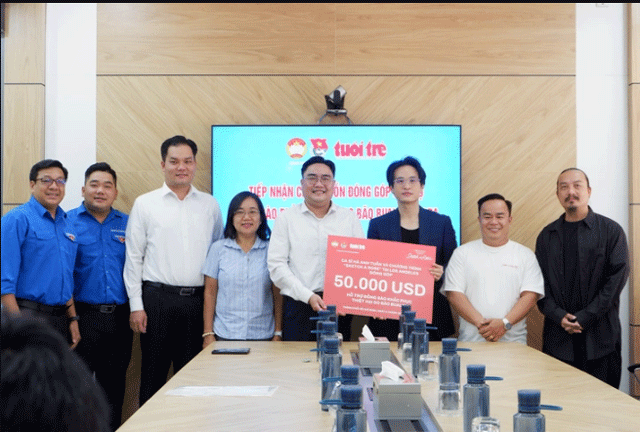 Netizen-danh-mua-loi-khen-khi-ha-anh-tuan-ung-ho-1-3-ty-cho-nguoi-dan-vung-bao-bualoi-2