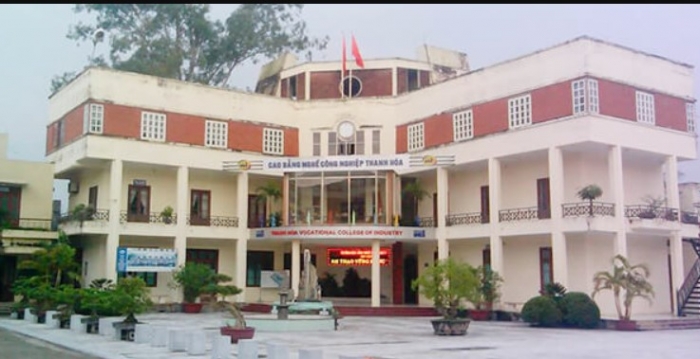 nam-sinh-lop-10-o-thanh-hoa-bi-hanh-hung-tap-the-trong-lop-benh-vien-tra-ve-do-vet-thuong-qua-nang-1