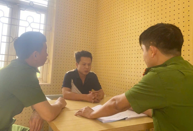 vinh-phuc-luc-luong-chuc-nang-bat-qua-tang-2-nguoi-dan-ong-de-doa-cuong-doat-tien-cua-csgt