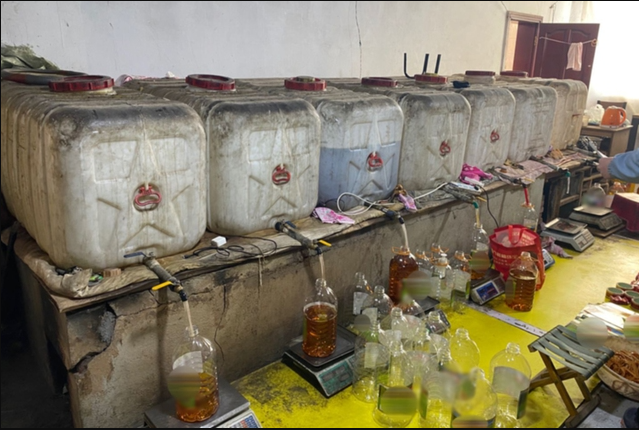 Pha-duong-day-san-xuat-dau-an-co-mui-dau-diesel-mua-dau-kem-chat-luong-dan-nhan-thuong-hieu-lin-2