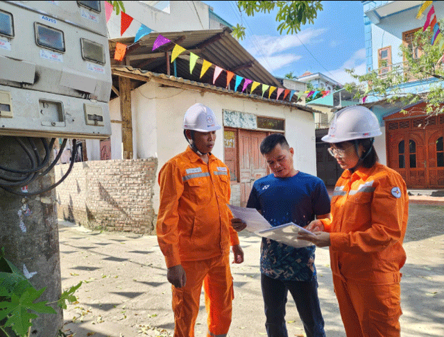 Evnnpc-chinh-thuc-len-tieng-ly-giai-nguyen-nhan-hoa-don-tien-dien-thang-8-bong-tang-vot-2