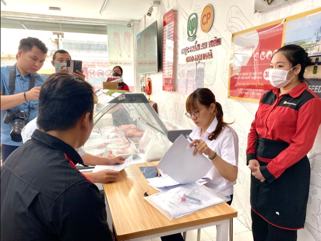 thong-tin-nong-tu-bo-cong-an-ve-vu-to-cong-ty-cp-ban-heo-benh-ra-thi-truong-6