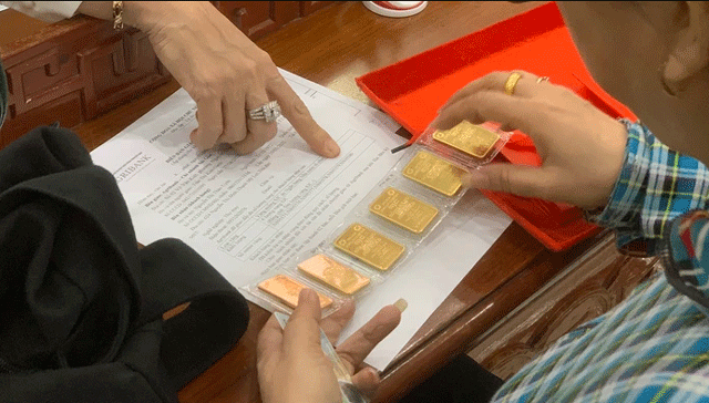 Gia-vang-ngay-8-9-dien-bien-the-nao-sau-tin-cuu-giam-doc-sjc-tham-o-gay-thiet-hai-gan-tram-ty