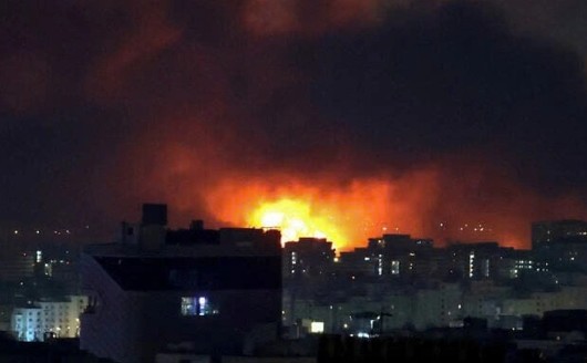 thu-do-cua-iran-bi-khong-kich-ac-chua-tung-co-ong-trump-bi-chi-trich-danh-lua-du-luan