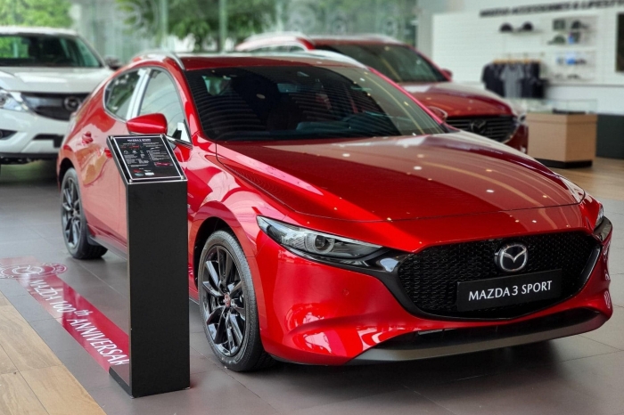 Phi&ecirc;n bản đặc biệt của Mazda3 đổ bộ đại l&yacute; Việt Nam: D&aacute;ng vẻ sang xịn, gi&aacute; kh&ocirc;ng ch&ecirc;nh lệch nhiều ảnh 2
