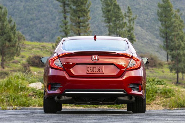 Chi tiết Honda Civic Sedan 2021 gi&aacute; chưa tới 500 triệu đồng, khiến Mazda &lsquo;sợ xanh mắt m&egrave;o&rsquo; ảnh 4