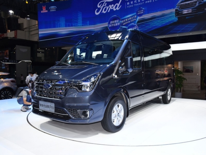 Ford Transit Pro 2021 chính thức trình làng, giá chỉ từ 578 triệu đồng ảnh 1