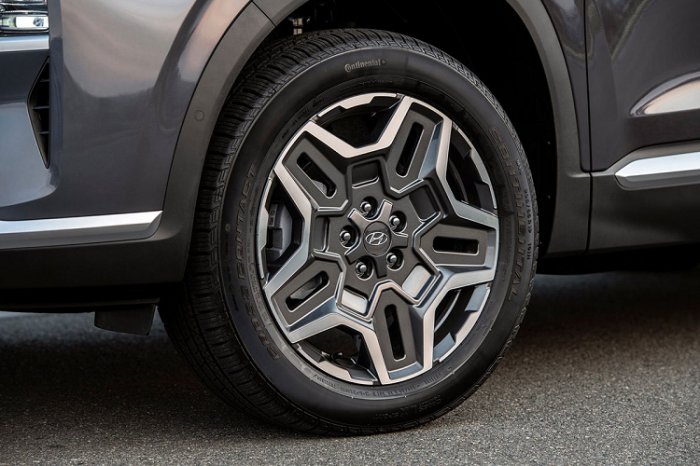 Những ưu điểm si&ecirc;u việt của Hyundai Santa Fe 2021 khiến Toyota Fortuner &lsquo;to&aacute;t mồ h&ocirc;i hột&rsquo; ảnh 11