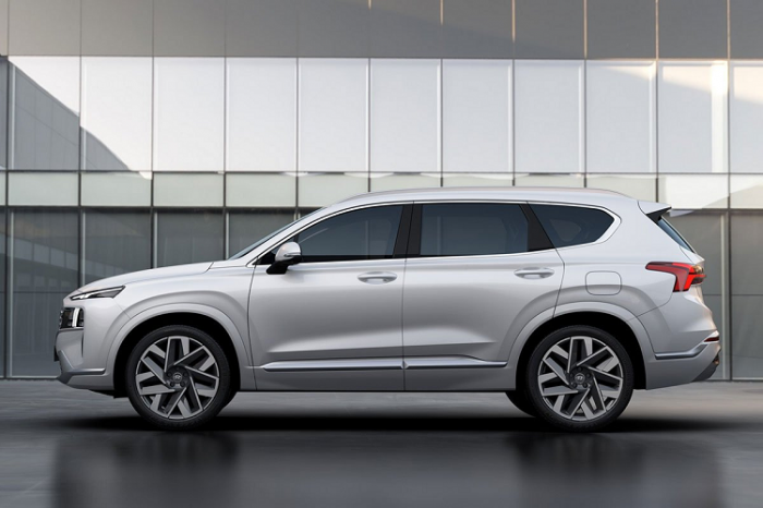 Những ưu điểm si&ecirc;u việt của Hyundai Santa Fe 2021 khiến Toyota Fortuner &lsquo;to&aacute;t mồ h&ocirc;i hột&rsquo; ảnh 12