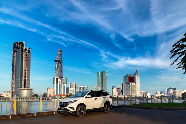 &lsquo;Toyota Fortuner thu nhỏ&rsquo; ưu đ&atilde;i hơn 50 triệu dịp cuối năm, nhăm nhe &lsquo;lật đổ&rsquo; Mitsubishi Xpander ảnh 2