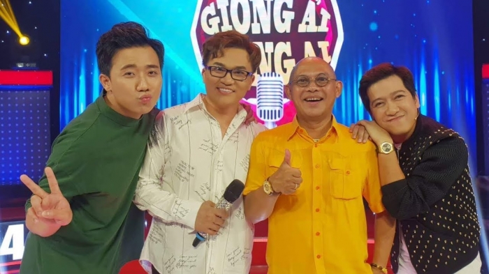 &Ocirc;ng tr&ugrave;m truyền th&ocirc;ng &lsquo;chống lưng&rsquo; Trấn Th&agrave;nh, Trường Giang bất ngờ lăn lộn 'mưu sinh' nơi h&egrave; phố ảnh 4