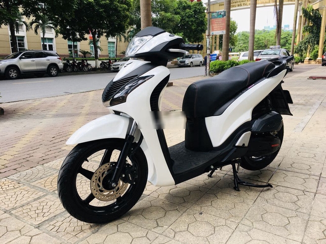 Khách Việt xôn xao vì chiếc Honda SH 150i giá chỉ 32 triệu, Honda Vision cũng phải cúi đầu xin thua ảnh 2