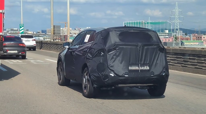 KIA Sportage thế hệ mới tiếp tục lộ ảnh chạy thử, Honda CR-V v&agrave; Mazda CX-5 muốn &lsquo;n&aacute; thở&rsquo; ảnh 5